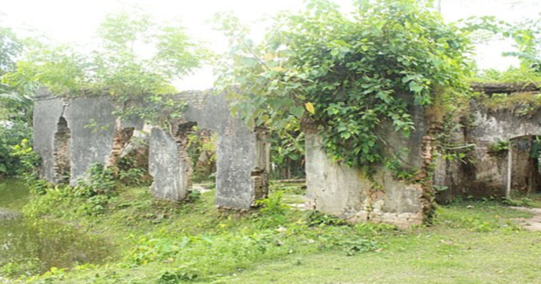 কাকিনা জমিদার বাড়ি