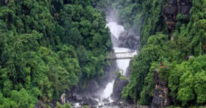 পাংথুমাই ঝর্ণা